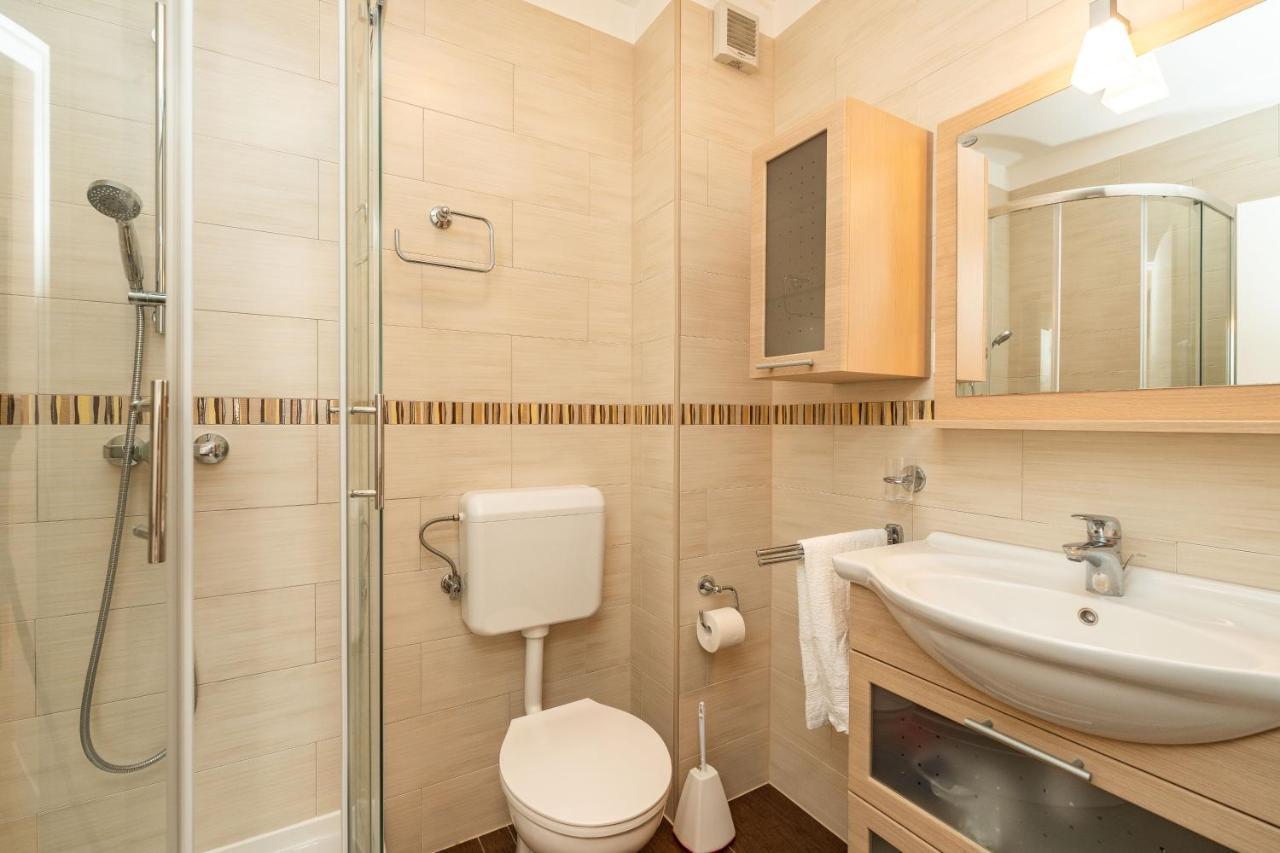 Deluxe Apartman Anita1 扎达尔 外观 照片